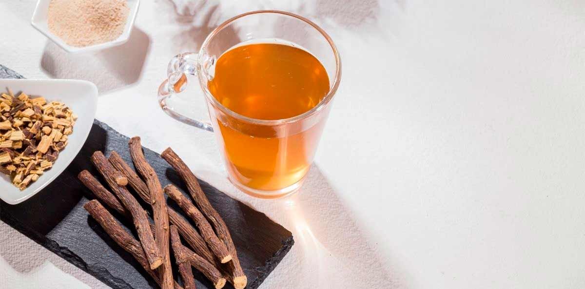 Raíz de regaliz e infusión